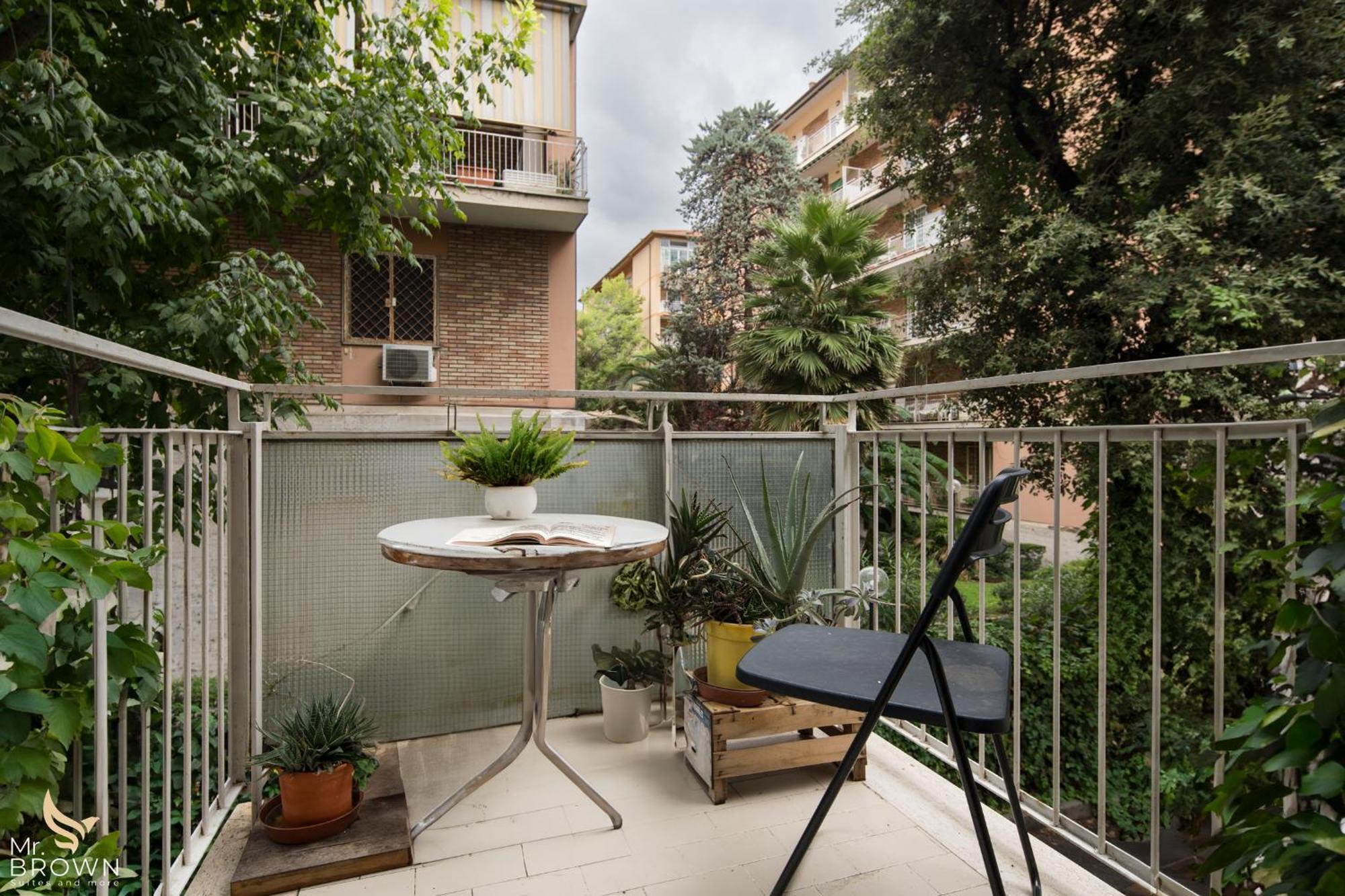 Mrbrown-pincherle Apartment *